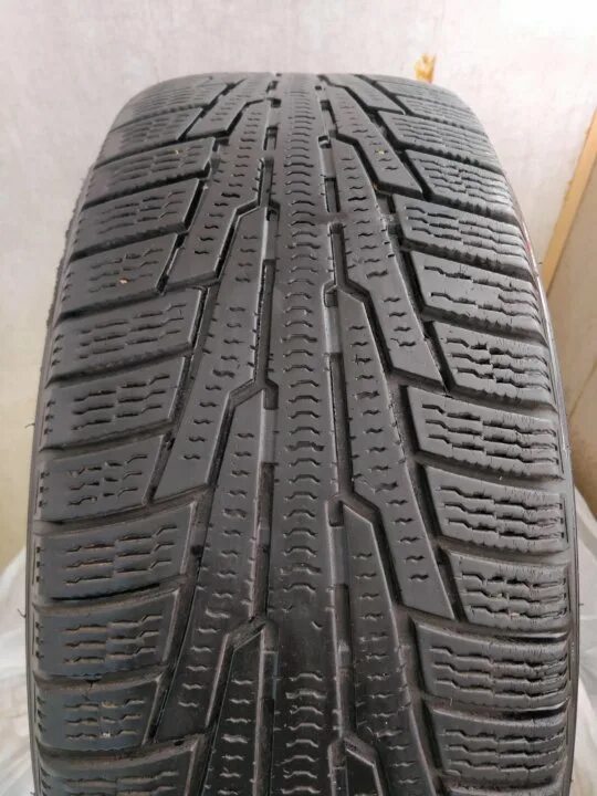 Купить нокиан хакапелита 16. Nokian r2 215/60 r16. Hakkapeliitta r. Автомобильная шина Nokian Tyres Hakkapeliitta r 205/55 r16 91r RUNFLAT зимняя. Hakkapeliitta r3 165/70 цена бу зимний.