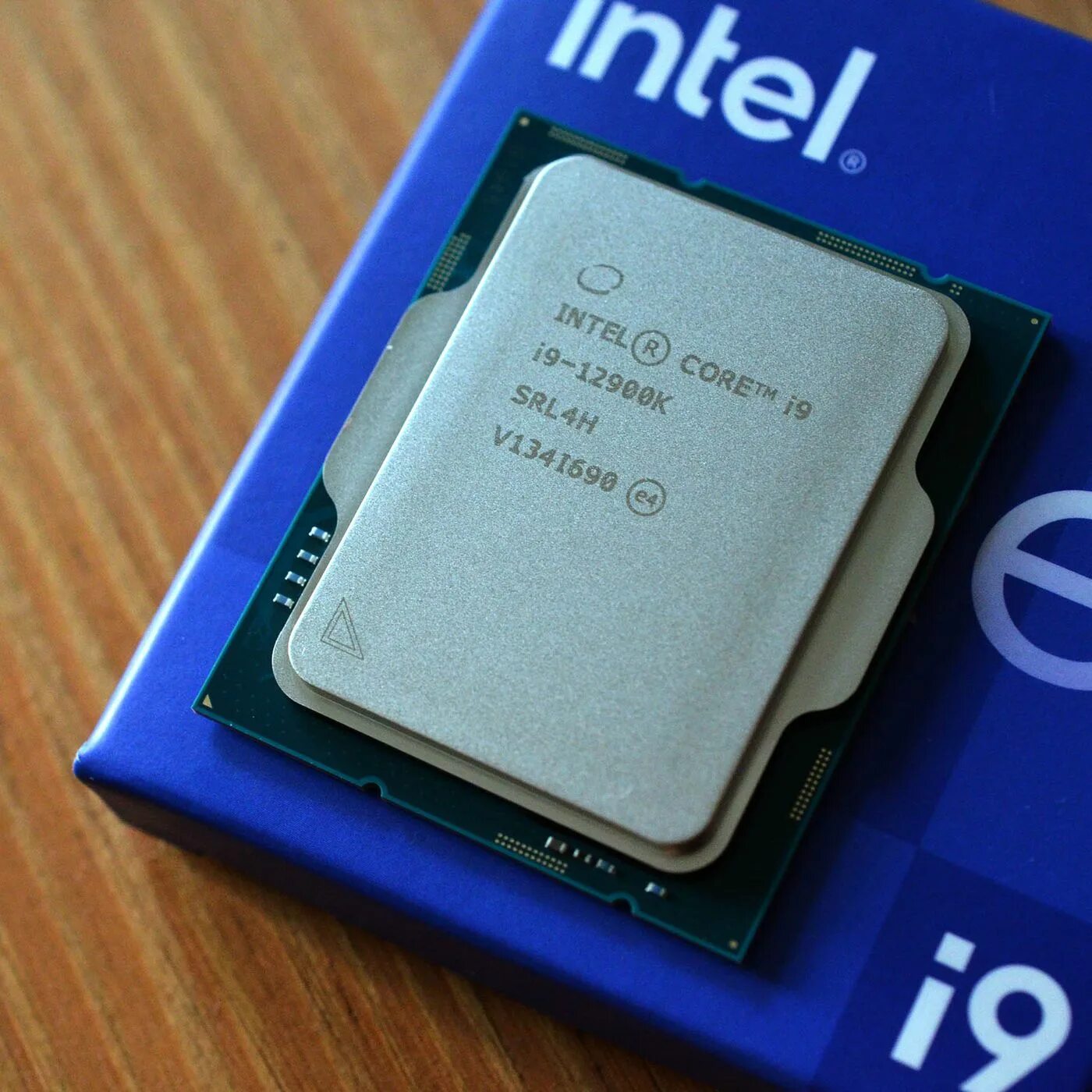 Процессор 12 ядер. I9 12900k. Intel Core i9 12900k. Intel 9 12900k. Intel Core i9 12900k Дата выхода.