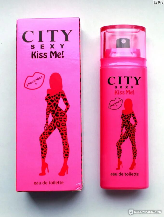 Туалетная вода сити. Духи розовые Сити кис ми. City sexy sexy EDT 60ml с феромонами. City sexy Kiss me духи магнит Косметик. Туалетная вода City sexy Kiss.