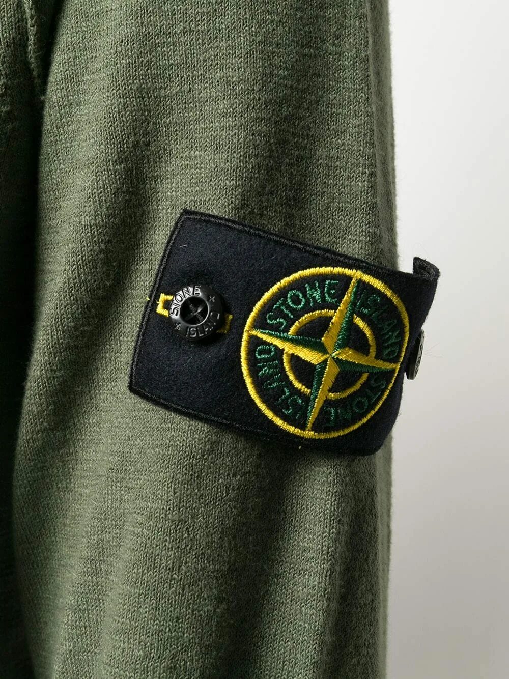 Купить патч stone. Стоник Исланд. Нашивка Stone Island. Нашивка от стон Айленд. Stone Island стоник.