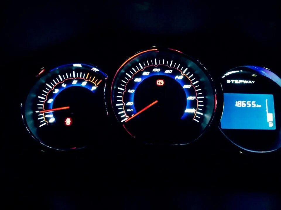 Renault sandero приборная панель. Приборная панель сандеро степвей 2. Приборная панель сандеро степвей 2. Панель приборов рено логан 2. Приборная панель сандеро степвей 2.