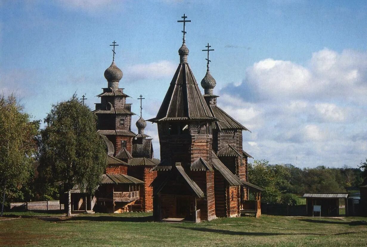 Деревянное зодчество в каком городе. Храм деревянного зодчества Суздаль. Музей деревянного зодчества в Суздале. Музеи деревянное зодчество Руси.