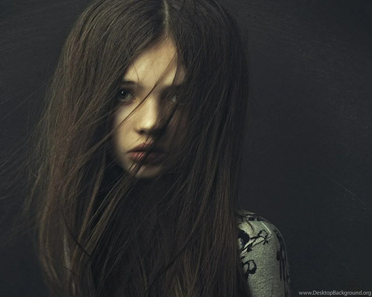 Dark girl перевод. Dark girl. dark girl pretty cool. dark girl ჰორნ. girl dark mercedes.