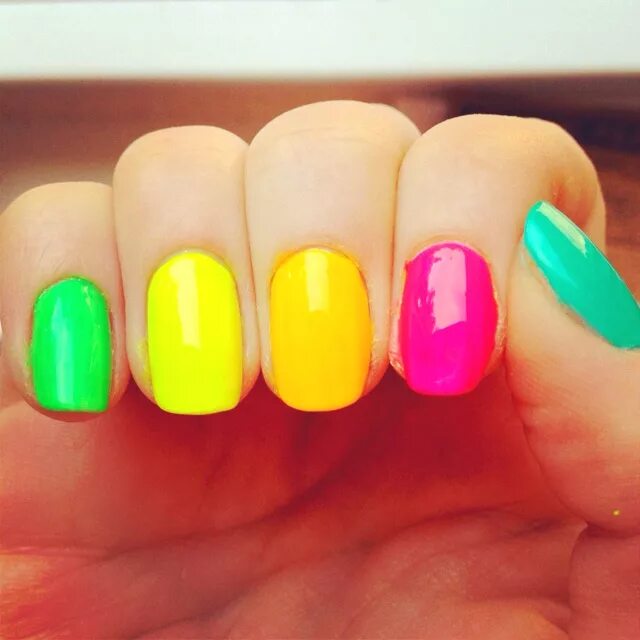 Neon 90s Vibes 90s nails, 80s nails, Neon nails