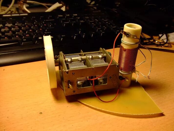 Самодельное радио. Детекторный радиоприемник на кв. Катушка для детекторного приемника. Детекторный fm радиоприемник. Детекторный трансивер.