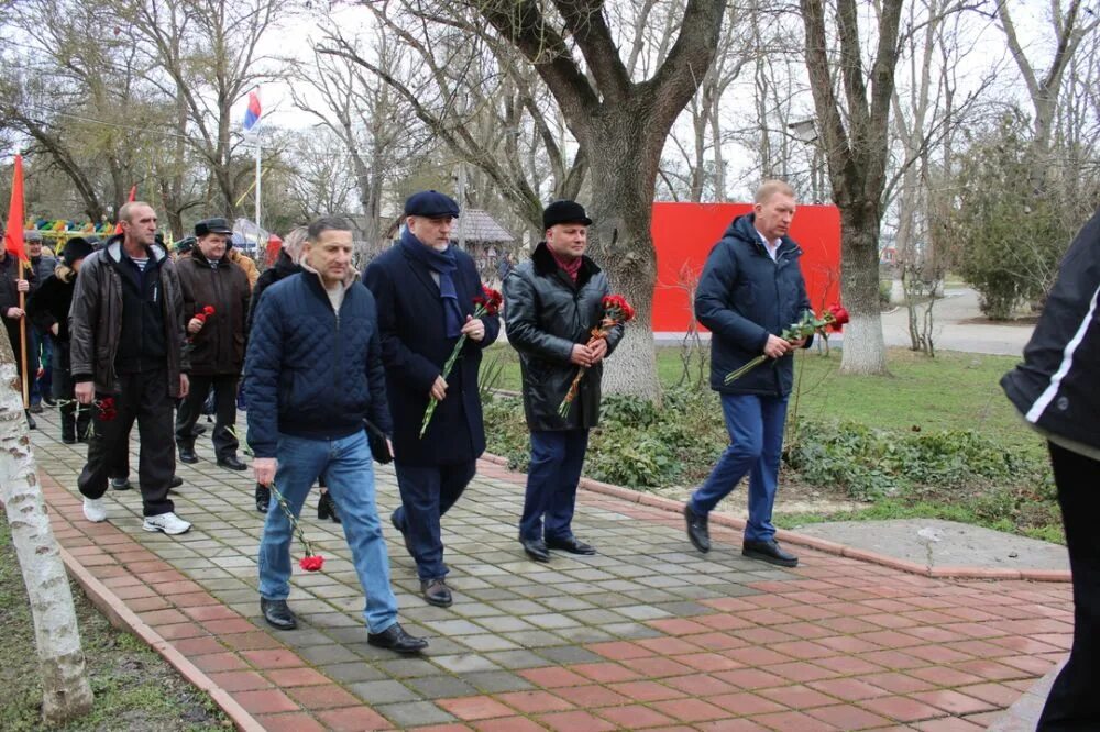 Крым джанкой новости сегодня последние. День памяти воинов-интернационалистов. Афганцы Джанкоя. Джанкой Крым. Джанкой Крым фото.