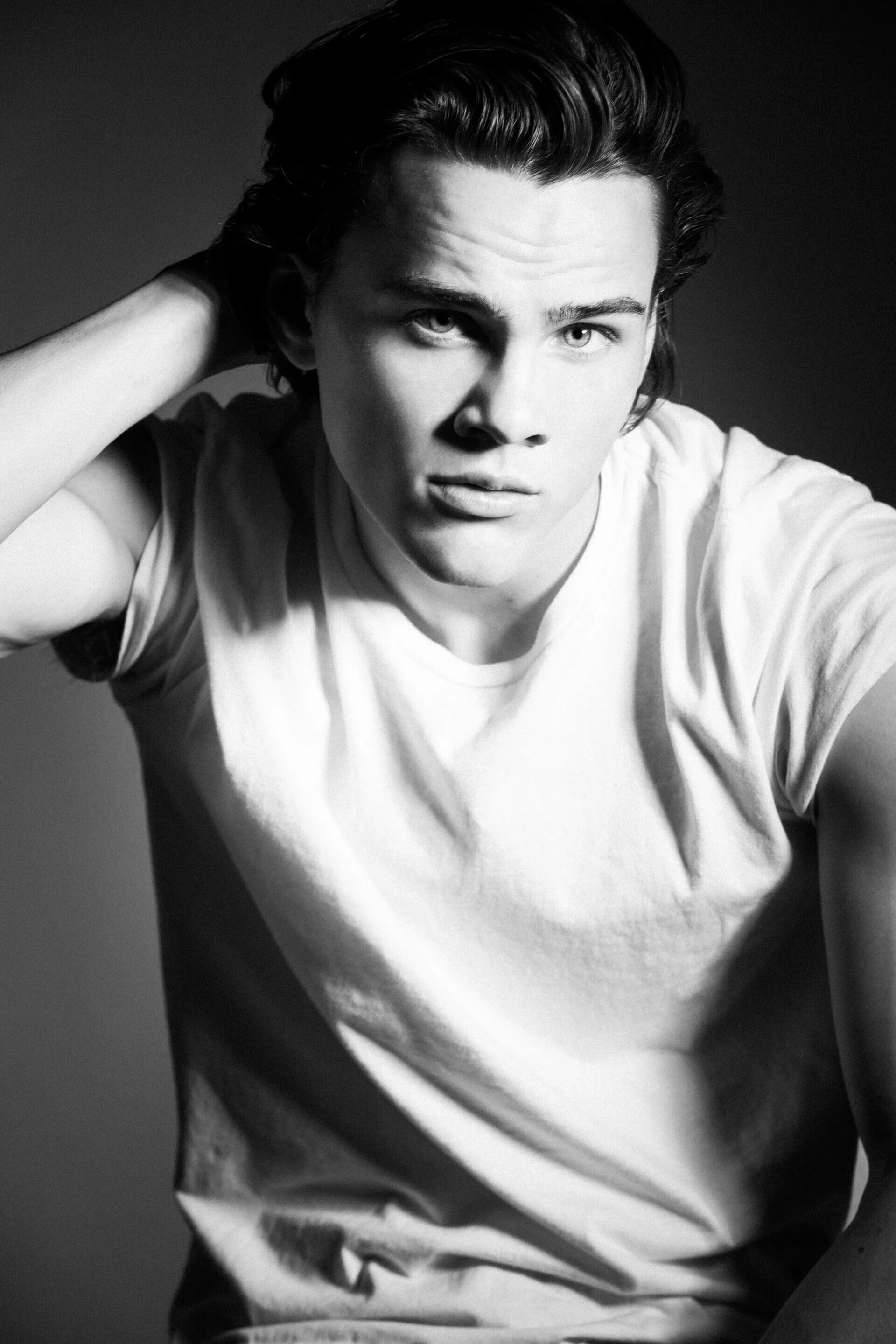 Алекс нюстадтер. Алекс нюстадтер аксель. Алекс нюстадтер актёр. Алекс нюстадтер 2021. Алекс нюстадтер.