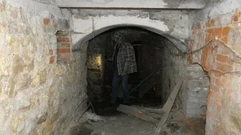 24 года в подвале