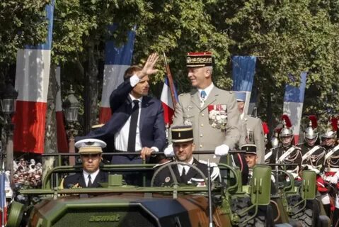 Французский отмечать