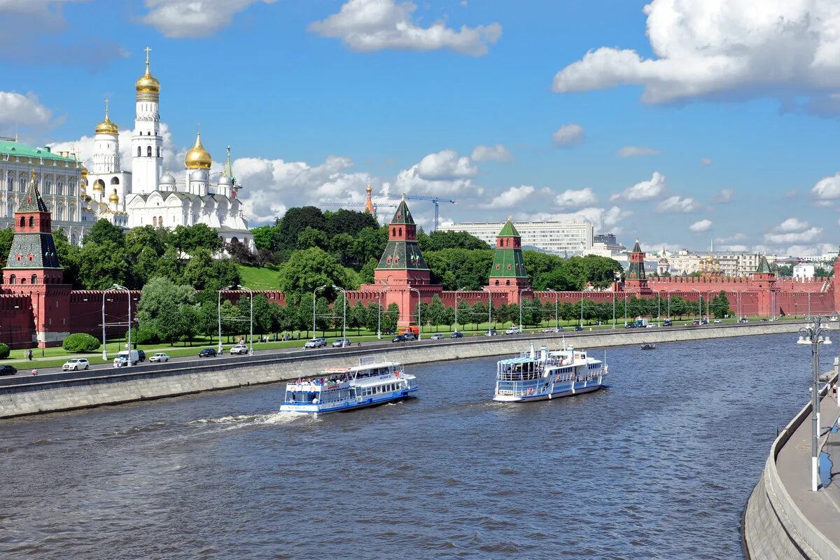 2 реки в москве названия. Москва река Яуза Кремль. Москва река 4. Устье Москвы реки. Маршруты теплоходов по Москве реке 2022.