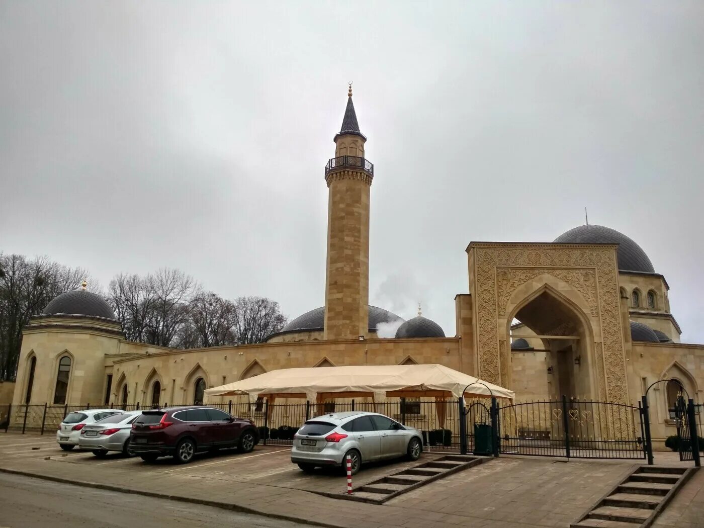 Мечеть ар рахма. Мечеть в киеве фото. Мечеть в городе исфара. Мечеть "ар-рахма", украина, г. Мечеть в киеве.