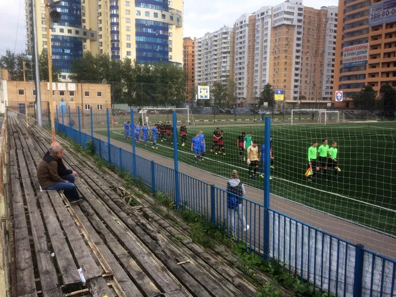 Стадион старт Реутов. Стадион старт Реутов футбол. Поле Приалит Реутов. Поле стадион старт Реутов. Стадион реутов