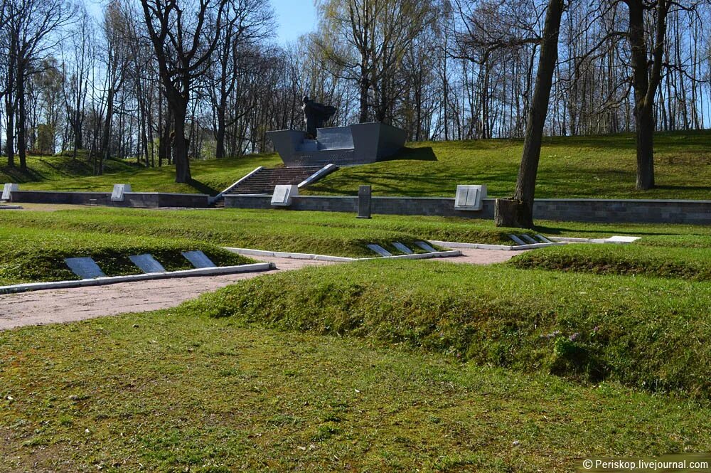 Ораниенбаумский плацдарм. Ораниенбаум плацдарм. мемориал ораниенбаумский пятачок. ораниенбаумский плацдарм памятник. пулковский рубеж мемориал.