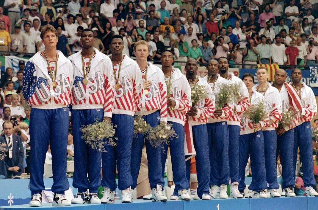 Испания летние олимпийские игры. Дрим тим 1992. Сборная США по баскетболу Дрим тим.