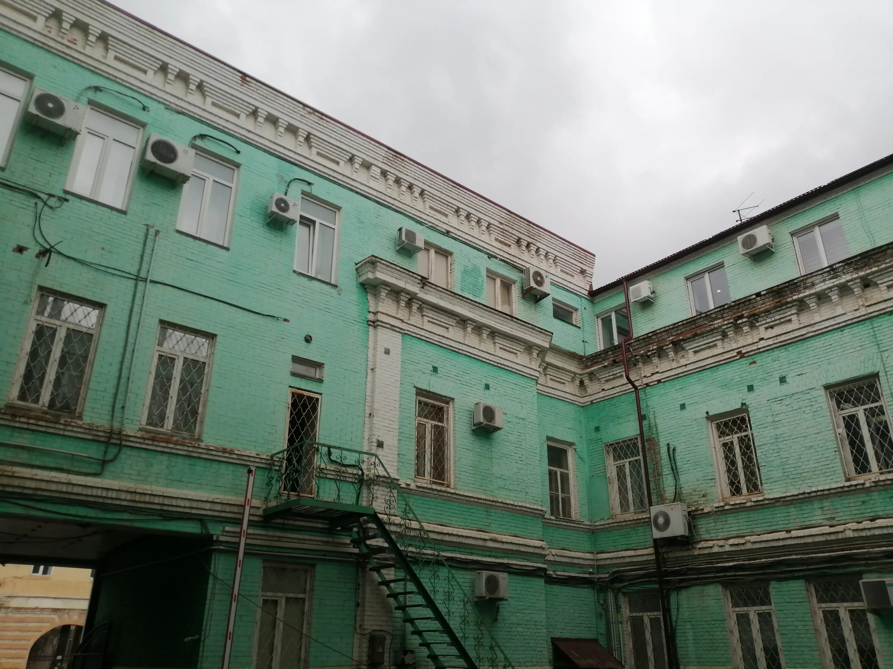 Оренбург бурзянцева 4 оренбург. Ленинская 23 оренбург. Ул кобозева 23 оренбург. Оренбург бурзянцева 4 оренбург. Оренбург ленинская 23.