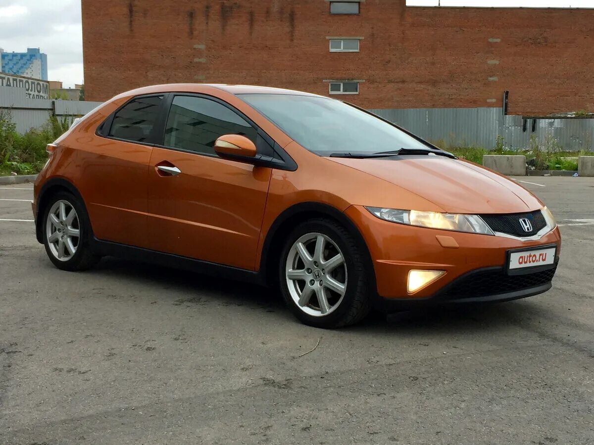 Хонда хэтчбек 2008. Honda Civic 2007 хэтчбек. Honda Civic 2008 хэтчбек. Хонда Civic 2007 хэтчбек. Хонда Цивик 2008 оранжевая.