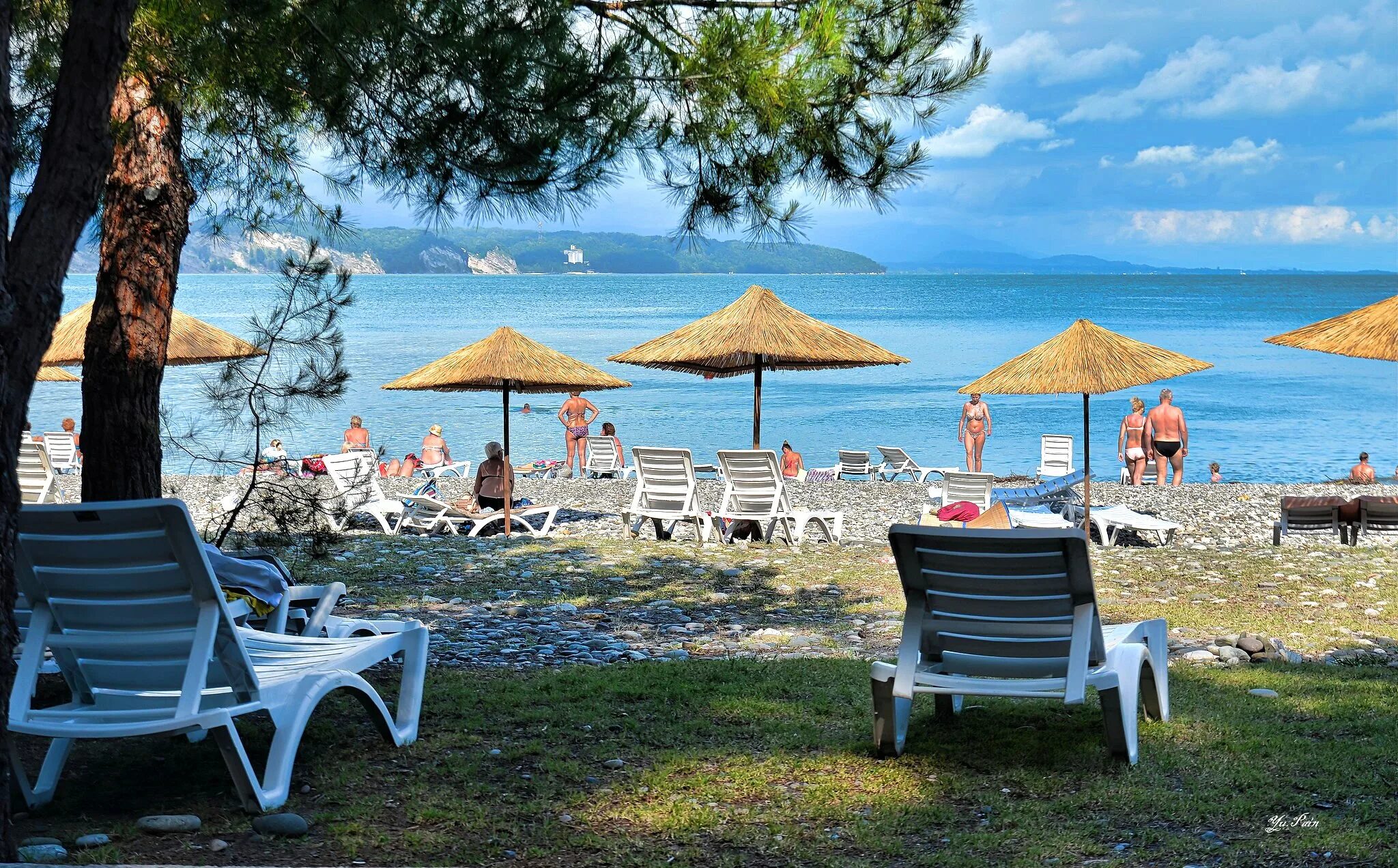Пицунда август 2022. Пицунда в августе. Абхазия места отдыха. Лучшие пляжи Абхазии для отдыха. Отдохнуть в абхазии недорого у моря