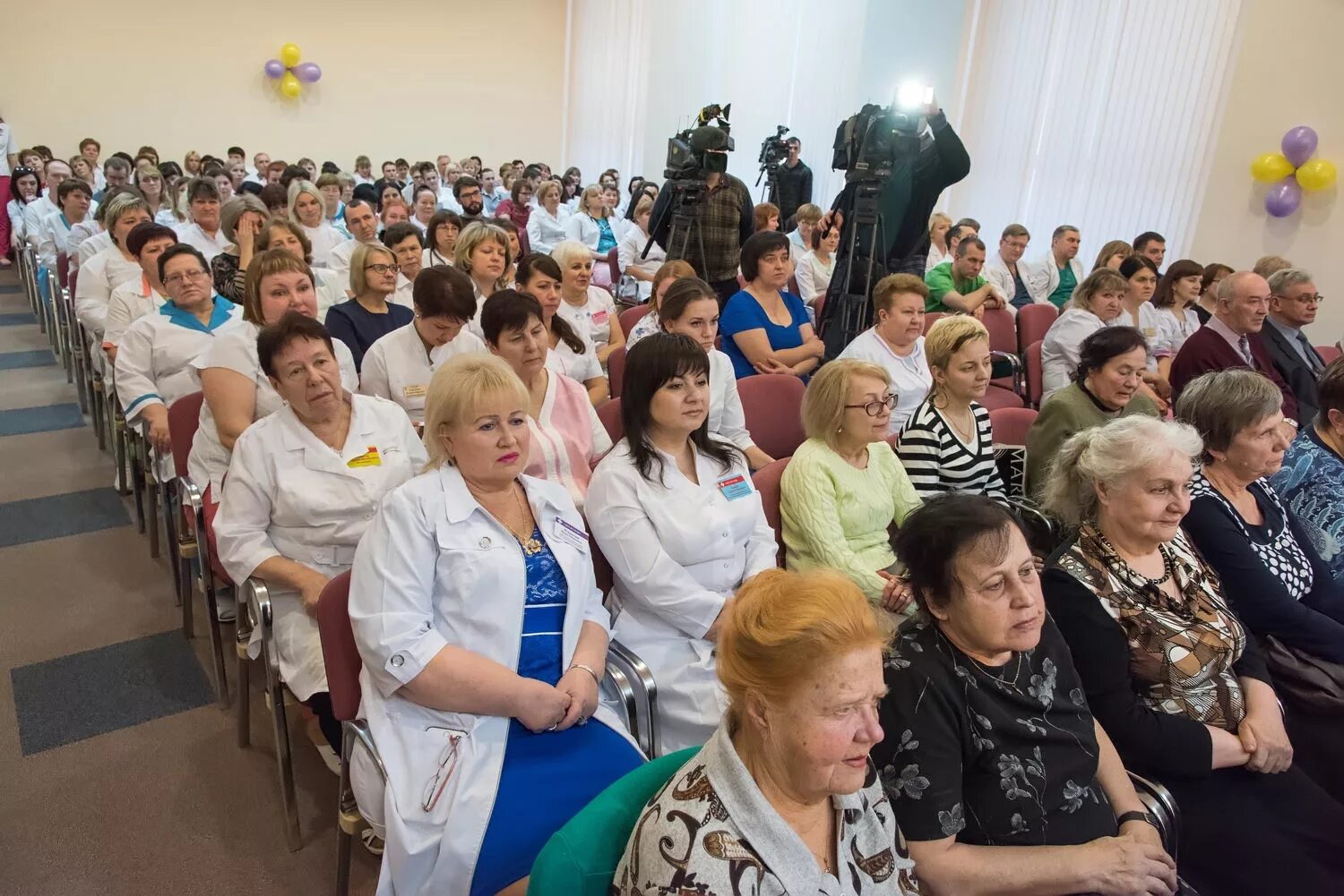 Врачи больницы анненки. Калужская детская областная больница. Областная клиническая больница Калуга. Анненки больница. Анненки Калуга больница.