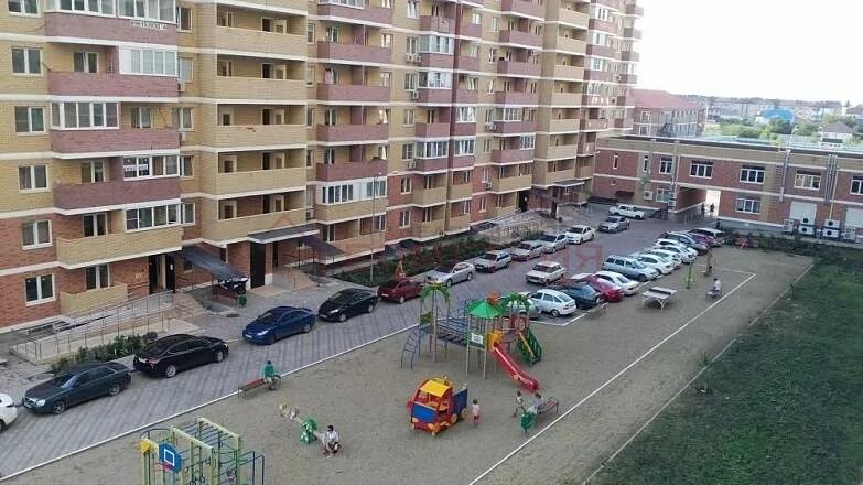Улица петра метальникова краснодар. Метальникова 26 краснодар. Метальникова 26 краснодар. Метальникова 26 краснодар. Петра метальникова 26.