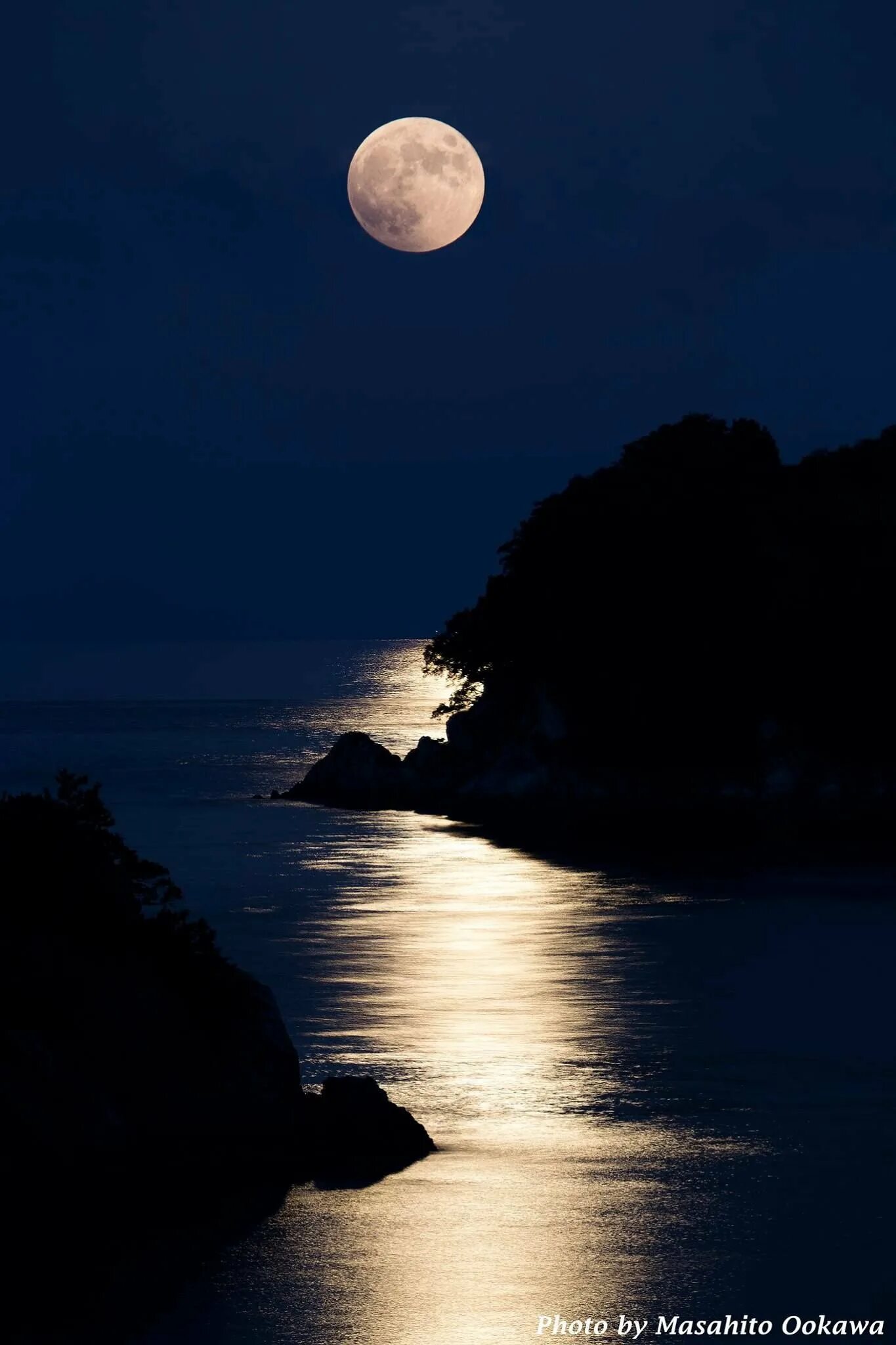 Красивой лунной ночи. Ночь луна. Красивой лунной ночи. Красивая ночь. Ночное небо с луной.