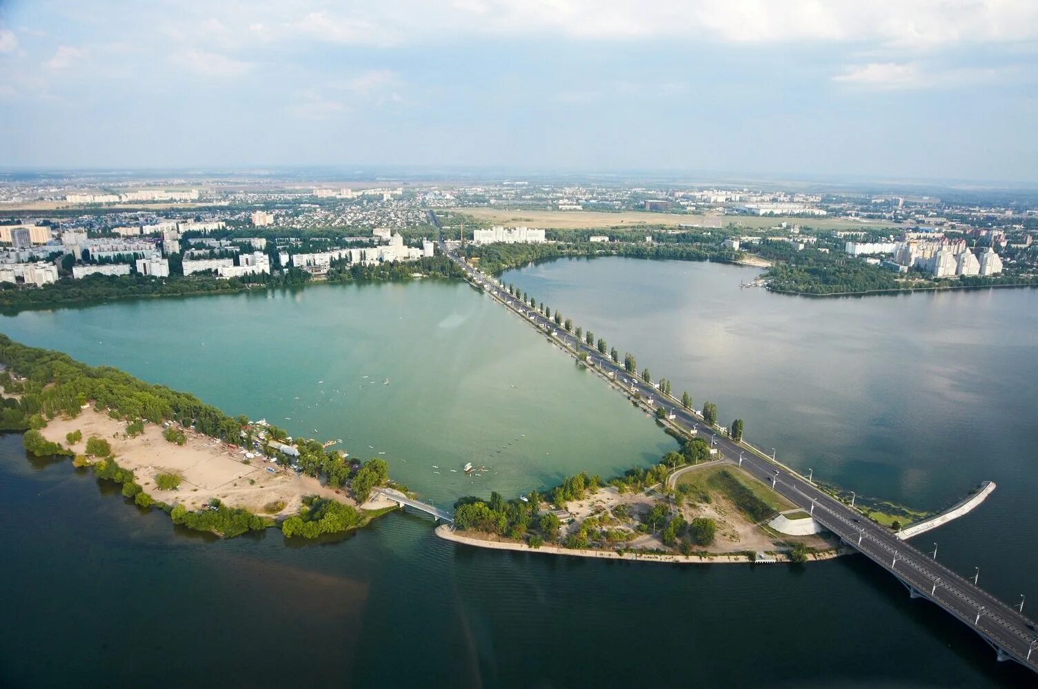 Воронежское водохранилище Чернавский мост. Воронеж Чернавский мост сверху. Чернавский мост Воронеж с высоты. Воронеж город. Мост город Чернавский.