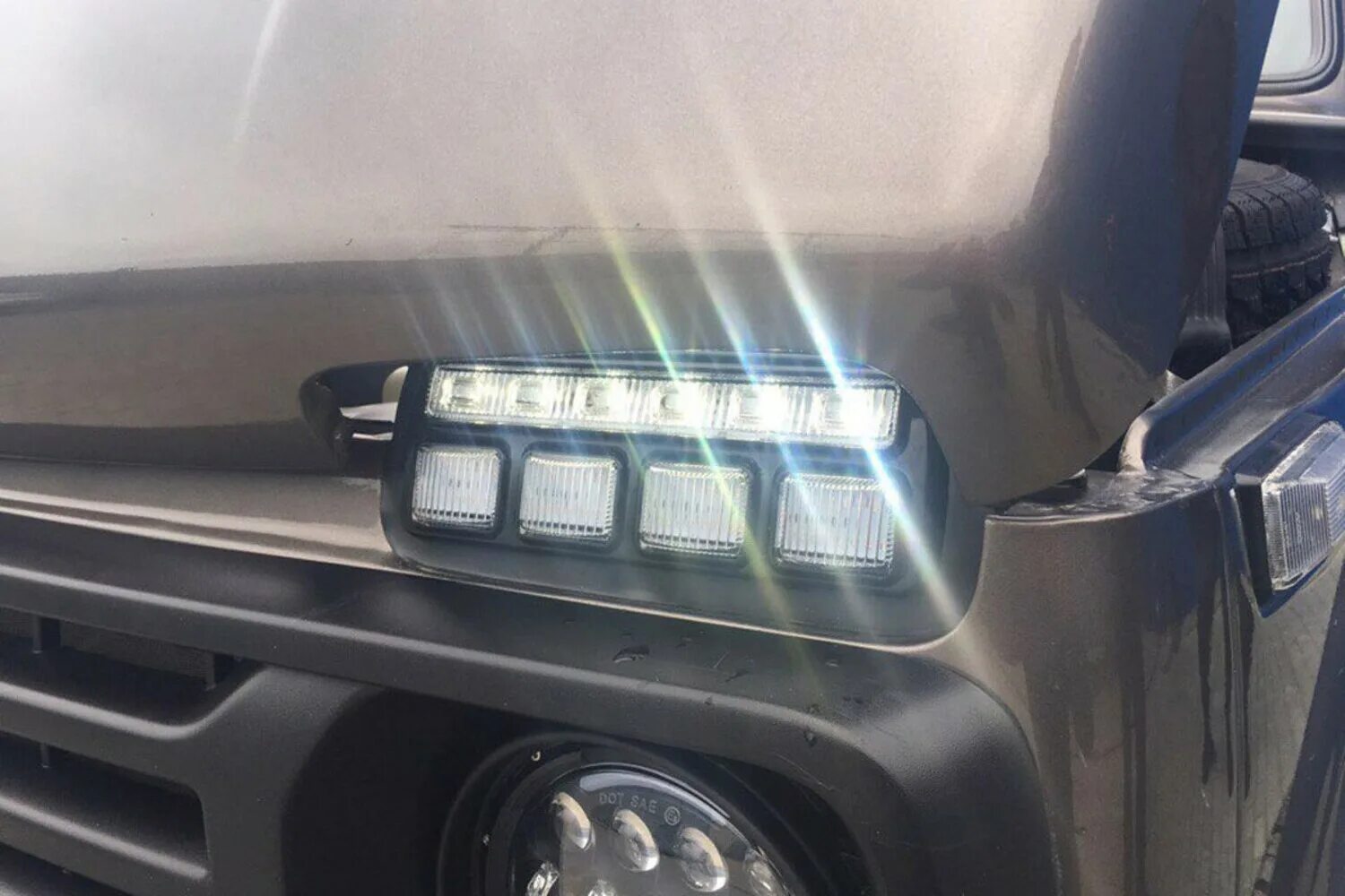 Габаритные огни передние нива. Led надфарники нива. надфарники нива светодиодные 4х4. надфарники нива 21213 с ходовыми огнями. нива урбан подфарники led.