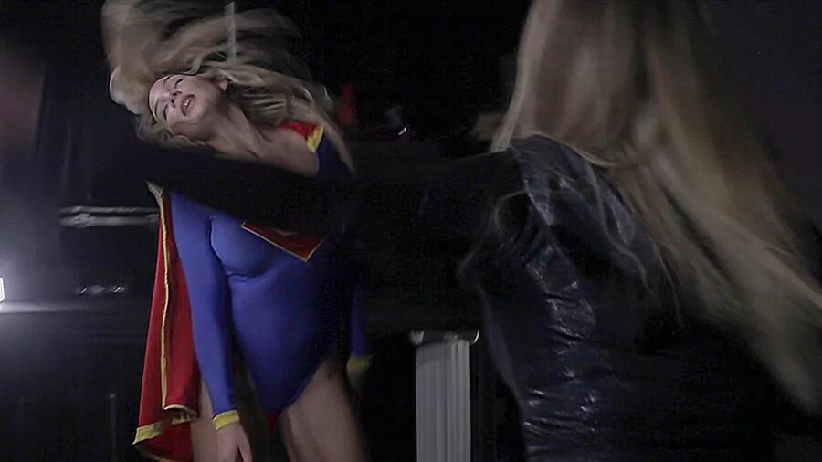 Bluebird superheroine 2010. Superheroine captured. Вечеринка в стиле супергероев взрослая. Супергерл хлороформ. Супергёрл рабыня.