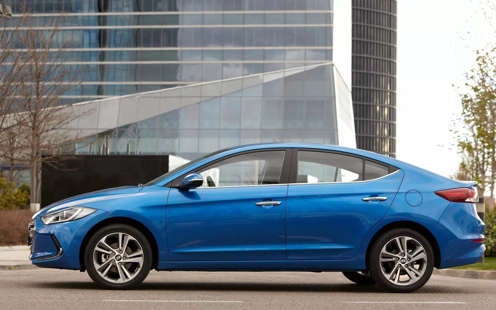 Hyundai elantra. Hyundai Elantra 2016. Хендай Элантра 2020. Хендай Элантра 2016. Hyundai Элантра 2016.