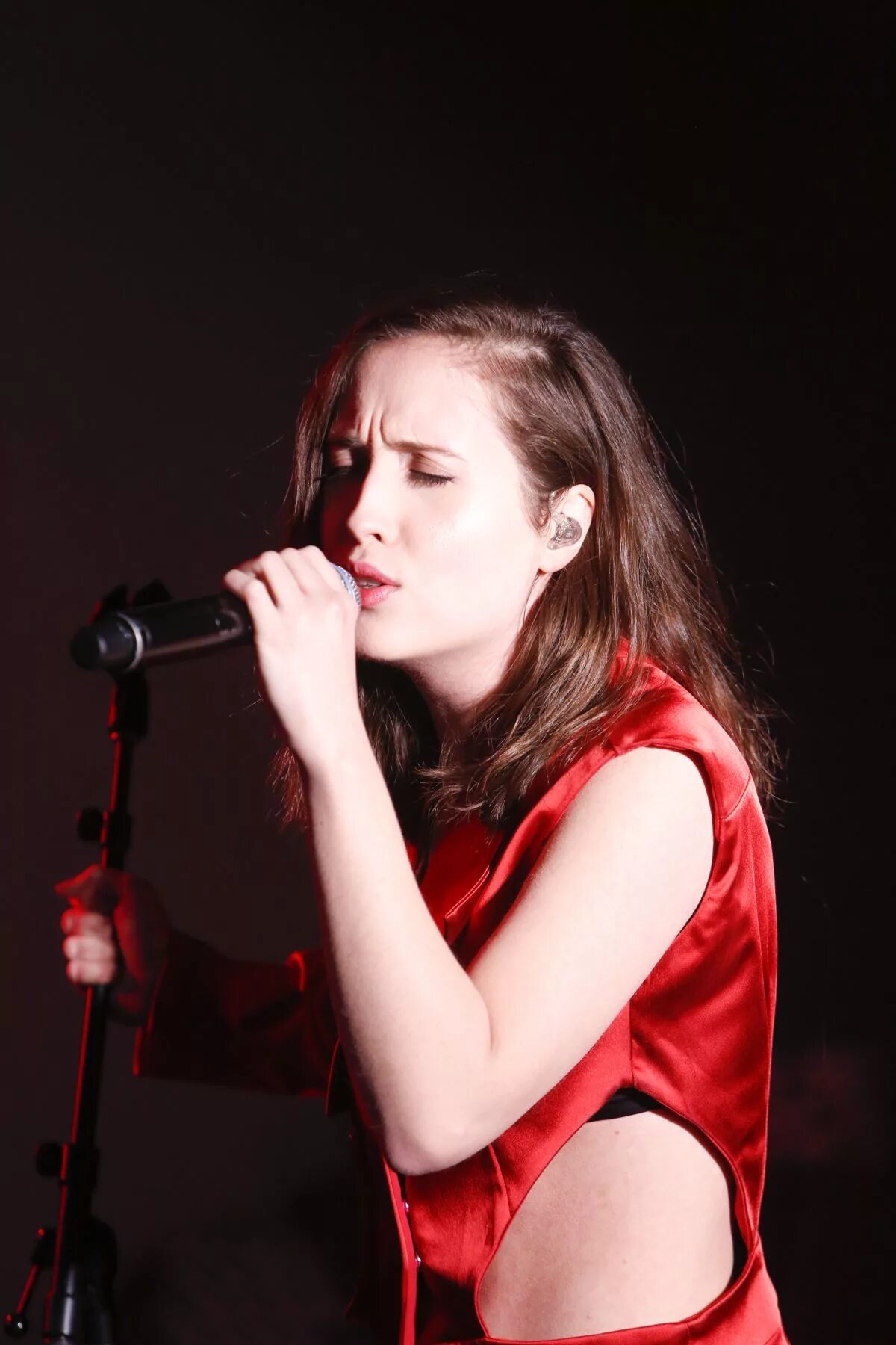 Alice shuka певица. Песни элис щука. Песни элис щука. Phoebe lou. Песни элис щука.