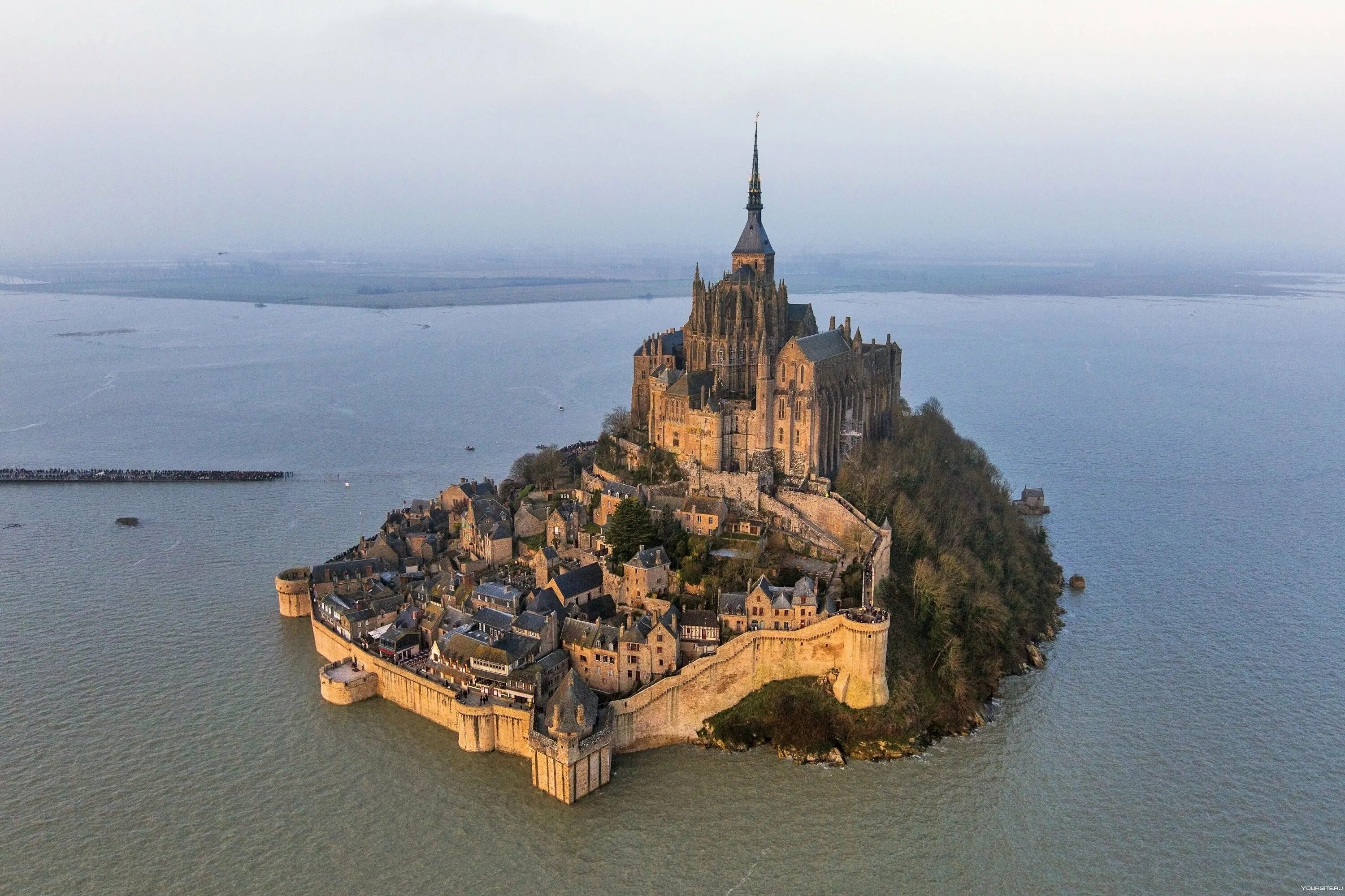 Самый крупный монастырь в европе