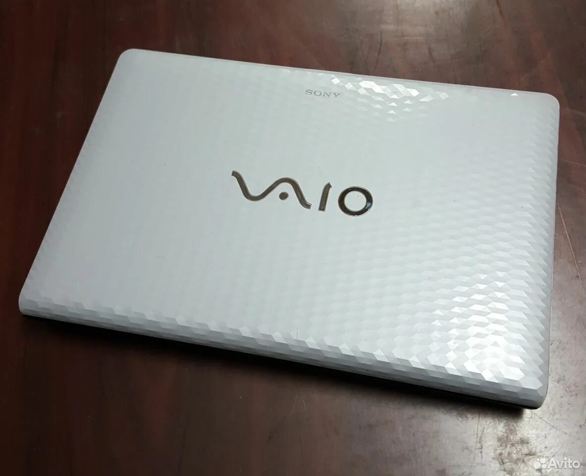 Сони вайо купить. Сони Вайо ноутбук. Sony VAIO ноутбук 2008. Сони Вайо ноутбук оранжевый. Ноутбук сони Вайо 2010.