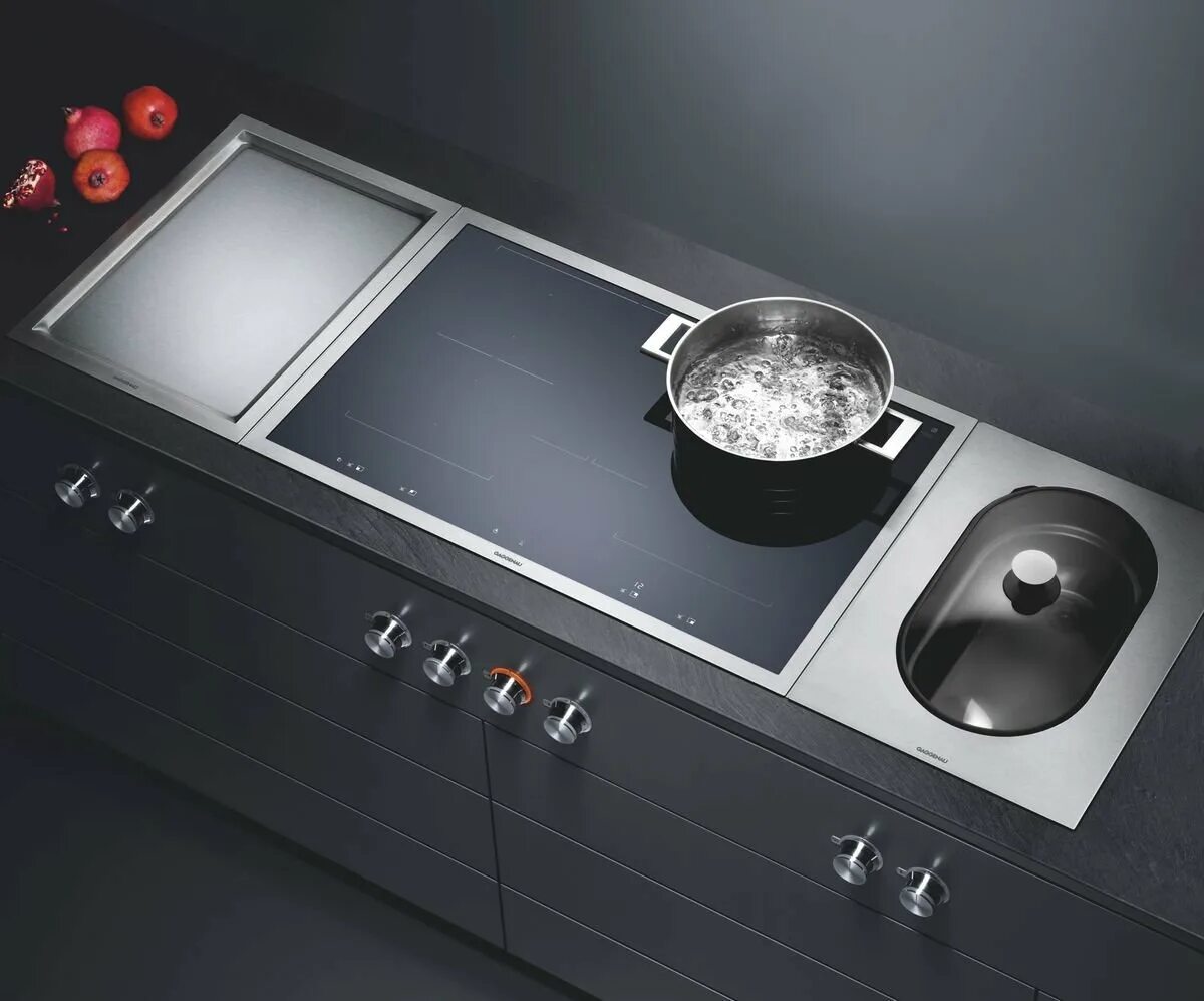 Варочная панель домино. Варочная панель Gaggenau ci 414-101. Варочная панель Teppan Yaki Kuppersbusch vket. Vario-панель Teppan Yaki Gaggenau vp230120. Гаггенау в интерьере варочная панель.