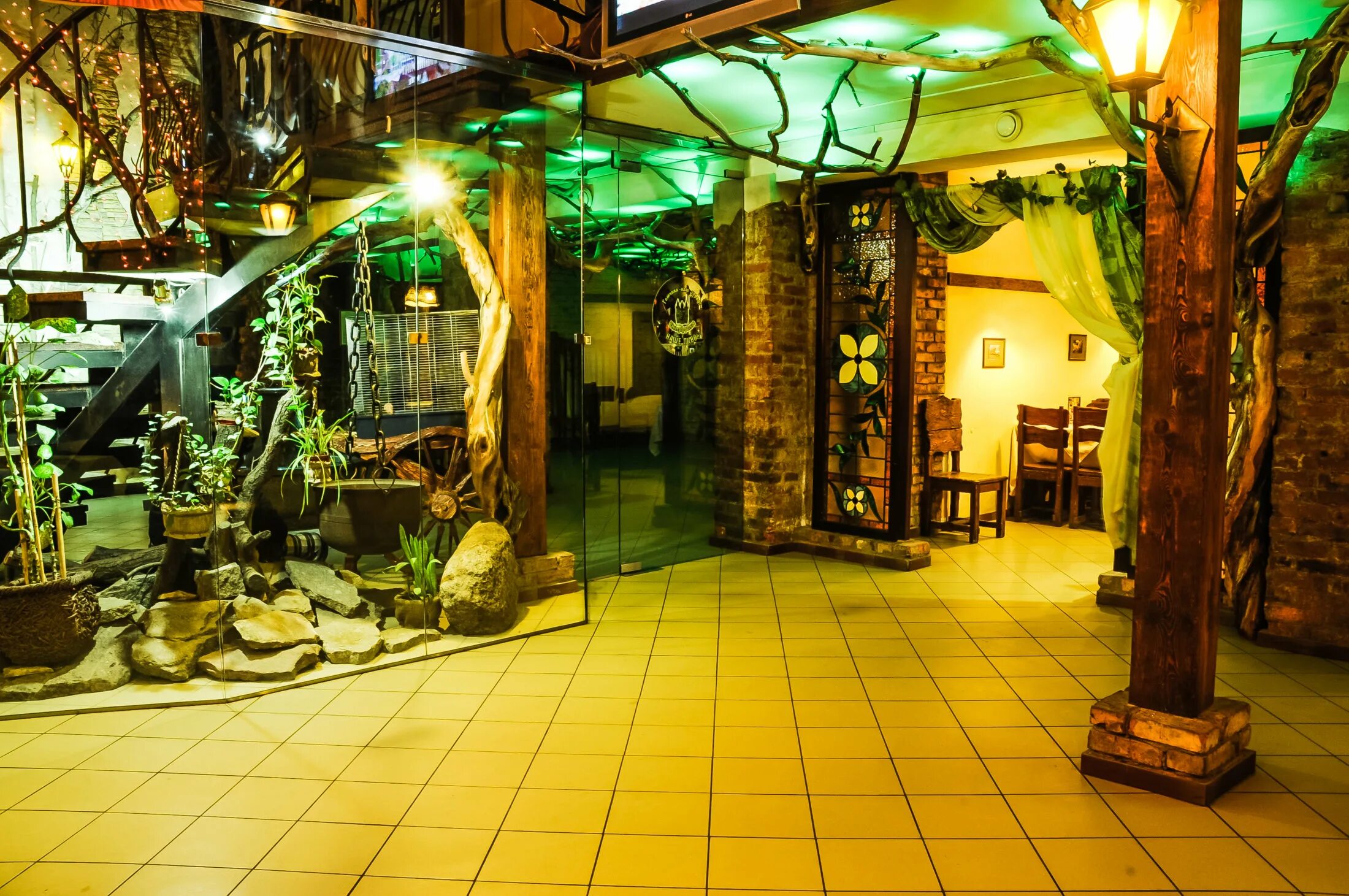 фон кафе. пражский дворик гатчина официальный сайт. пражский дворик. пражский дворик липецк. кафе пражский дворик липецк.