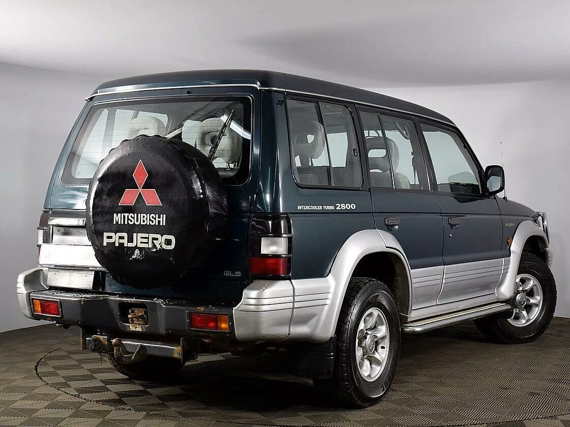 Купить мицубиси паджеро бензин. Митсубиси Паджеро 2. Mitsubishi Pajero 2 1991. Мицубиси Паджеро 2 новый. Mitsubishi Pajero 2 1994.