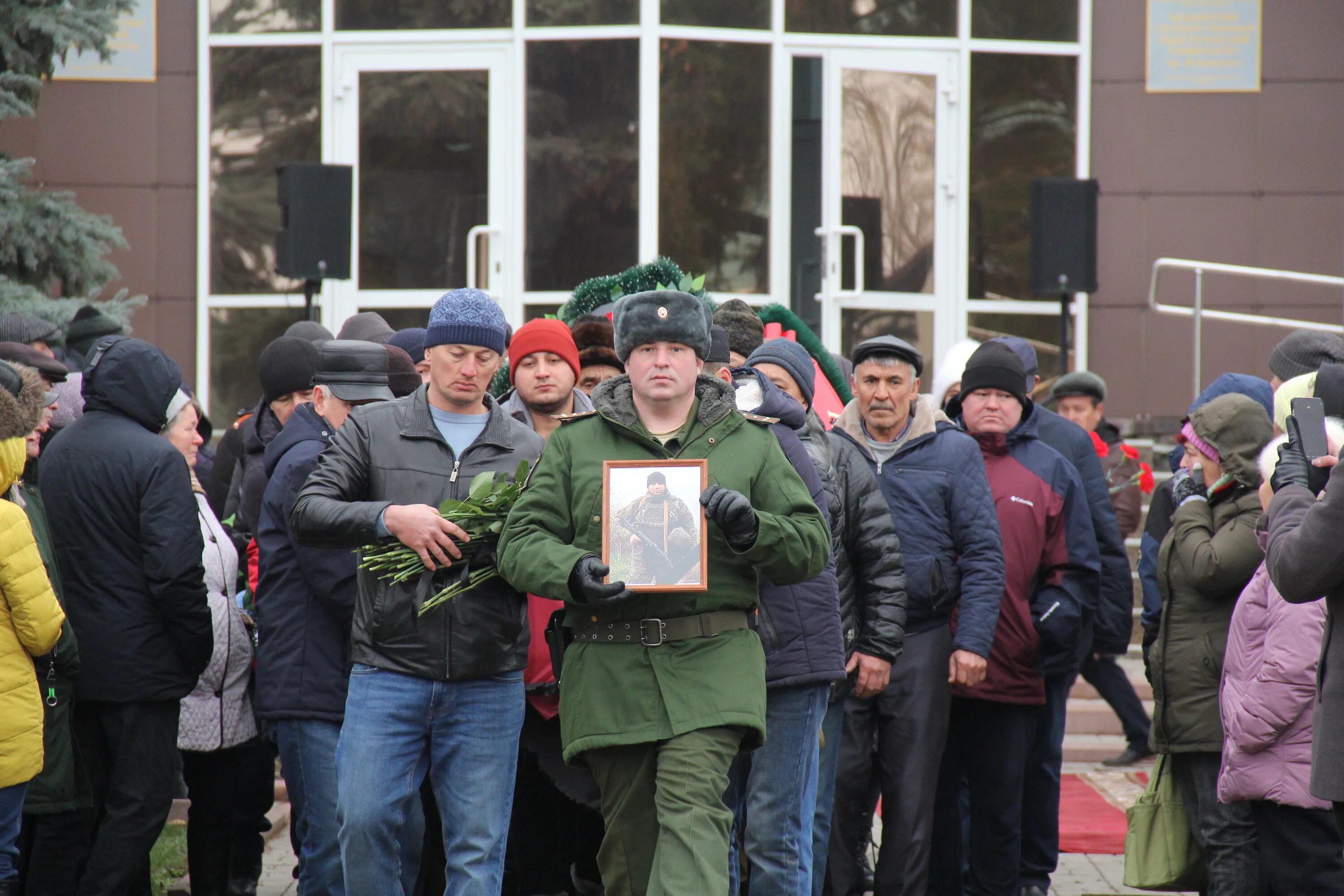 Родственники погибших мобилизованных. Мобилизованные прощание.