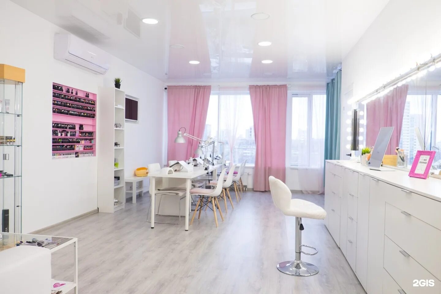 Лаба студия. Mishka Beauty Lab, Екатеринбург, улица Цвиллинга. Beauty Lab салон красоты Екатеринбург. Мишка Бьюти Лаб Екатеринбург. Laboratory студия.