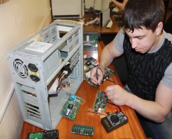 Контроль компьютерных систем и комплексов. Компьютерные системы и комплексы. техник по компьютерным системам. техник по ремонту и обслуживанию пк. компьютеры системы и комплексы.