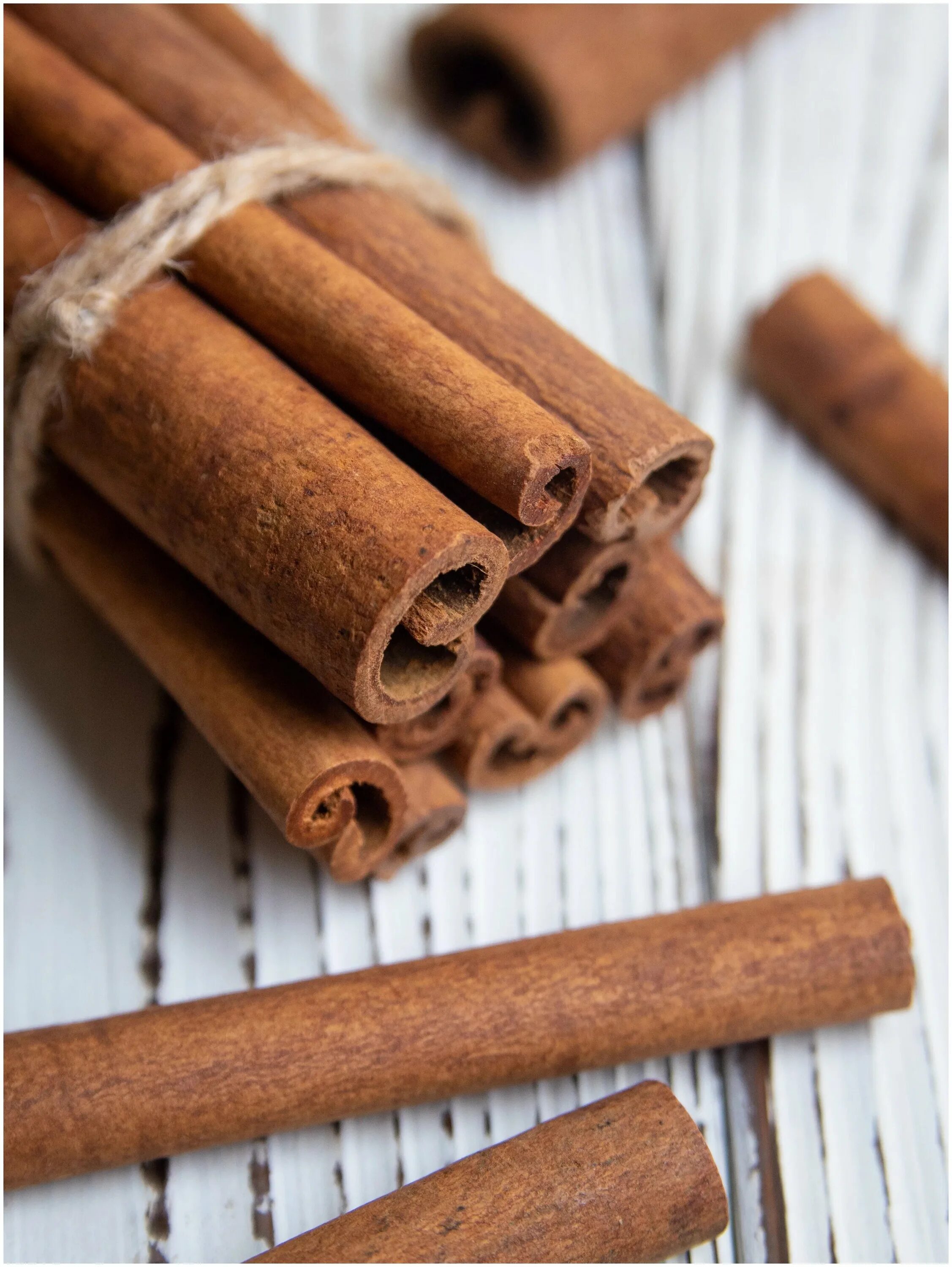 Корица палочки. Sonnentor корица цейлонская, палочки,18 г. Корица трубочки. Корица и кассия. Цейлонская корица.