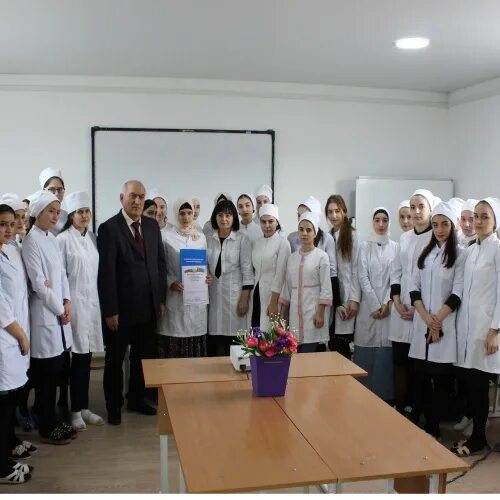 Хасавюртовский мед колледж. Медицинский колледж имени башларова хасавюрт. Техникум колледж хасавюрт. Медицинский колледж в хасавюрте на победе. Медицинский колледж поано хасавюрт.