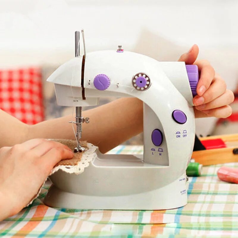 Мини швейная машинка Mini Sewing Machine. Швейная машина 4 в 1 Mini Mini Sewing Machine. Швейная машинка SM-202a. Портативная мини швейная машинка Mini Sewing Machine. Лучшая мини швейная машинка