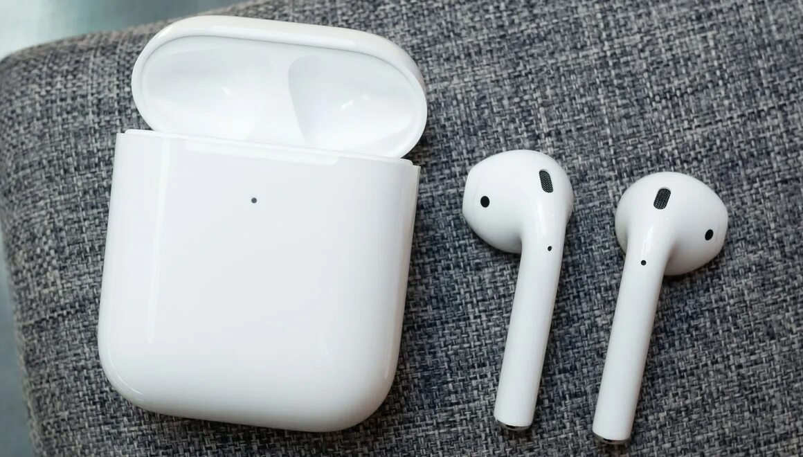 Тихо работает airpods. Apple AIRPODS 2. Наушники беспроводные Apple AIRPODS 2. Apple AIRPODS 1. Аирподс 2 оригинал.