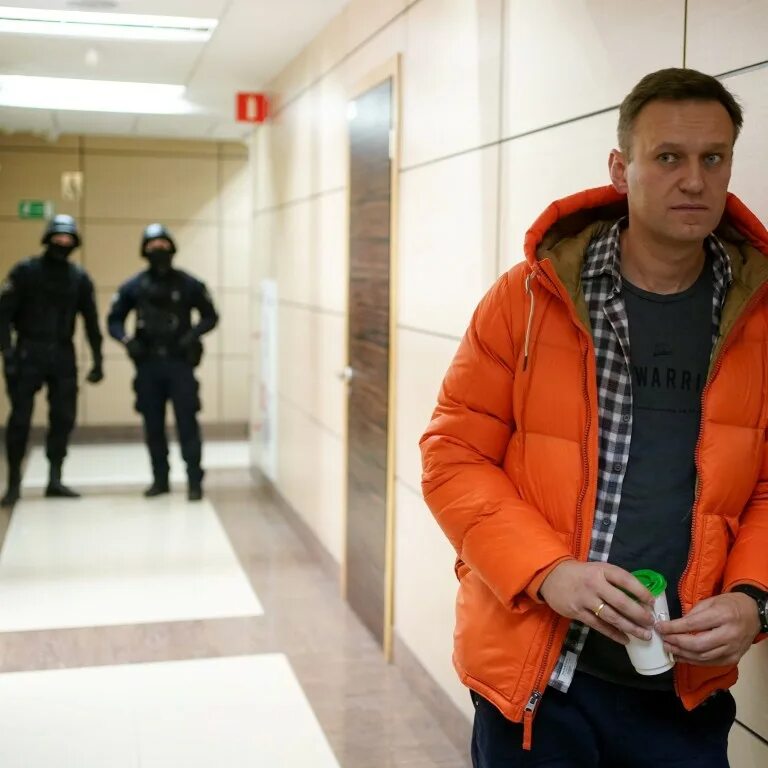 Навального жалко. Навальный фото 2021.