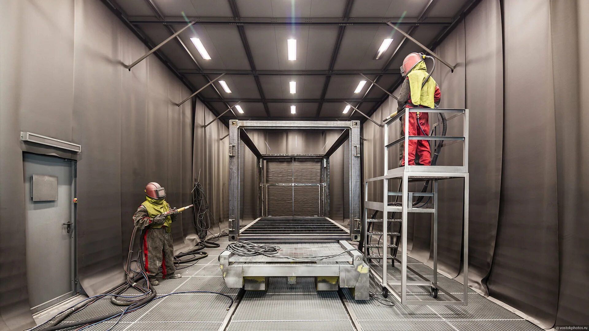 Площадка операторская разновысотная. Технологическая площадка. Дробеструйная камера для труб. Бн-1,5 (люлька, воронка, лоток). Люлька монолитчика.