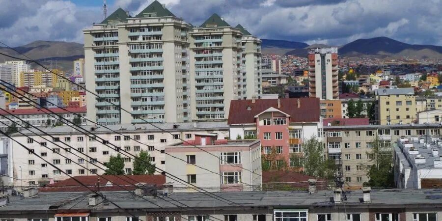 Жилье в улан баторе. Жк улан батор. Улан батор 15 микрорайон. Улан батор архитектура. Жилье в улан баторе.