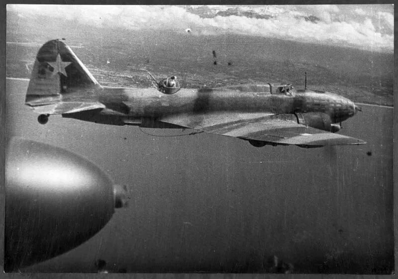 Самолет 1943 года. Дальний бомбардировщик ил-4. ил-4 5-го гв мтап ввс чф. 5 гв.мтап ввс чф. самолеты 1943.
