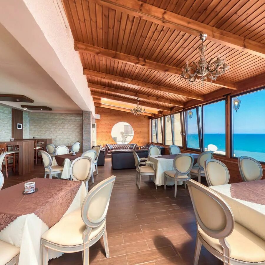Фламинго бич отель. Фламинго бич ларнака. отель фламинго ларнака кипр. flamingo beach hotel кипр. flamingo beach hotel ларнака.