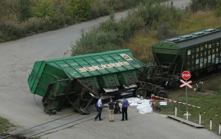 Вагон новости сегодня. Станция екатеринбург сортировочный. Сход вагонов в забайкалье. Сход поезда. Вагон новости сегодня.