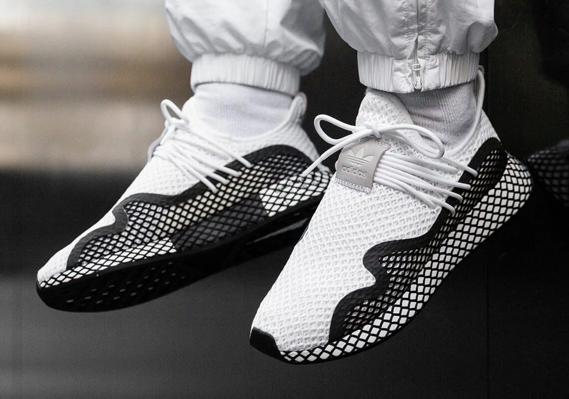 Адидас раннер. Adidas Originals Deerupt s. Adidas Deerupt White. Adidas Deerupt s Black. Adidas Deerupt 2.