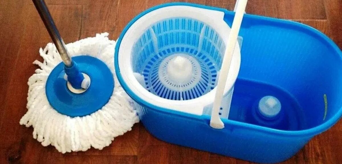 Как мыть шваброй с отжимом. Spin mop 360 с отжимом. rz-618 швабра-лентяйка smart spin mop 360* (cиняя). spin mop швабра с отжимом. ведро с отжимом spin mop.