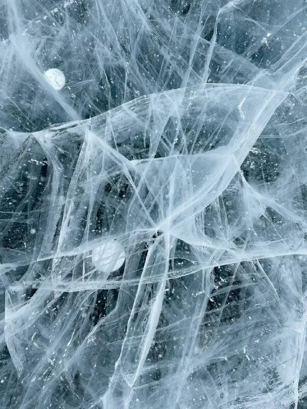 байкал казалось бы должен подавлять человека. бурятский байкал. морской климат. прокомментируйте сформулированную проблему. живопись ольхон байкал.